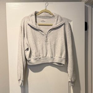 Hollister Women's Light Gray Quarter-Zip Hoodie